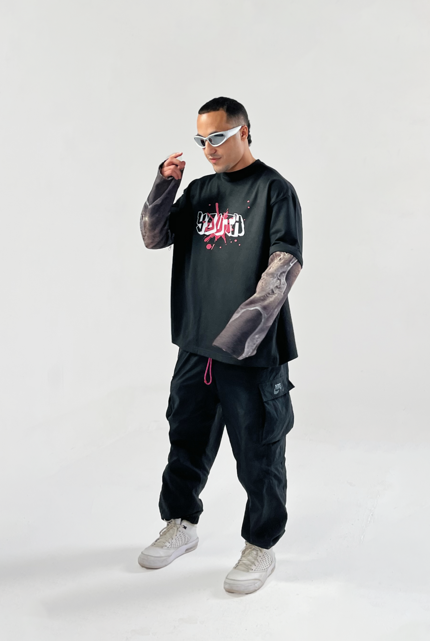 TOXIC BLACK TEE