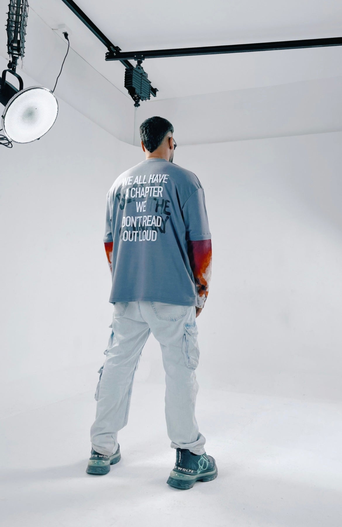CHARCOAL GREY TEE